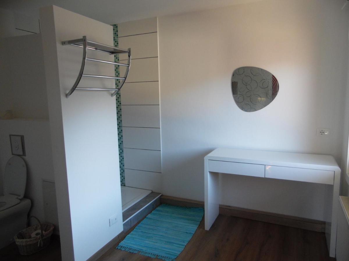 Bella Vista Bed and breakfast 2*